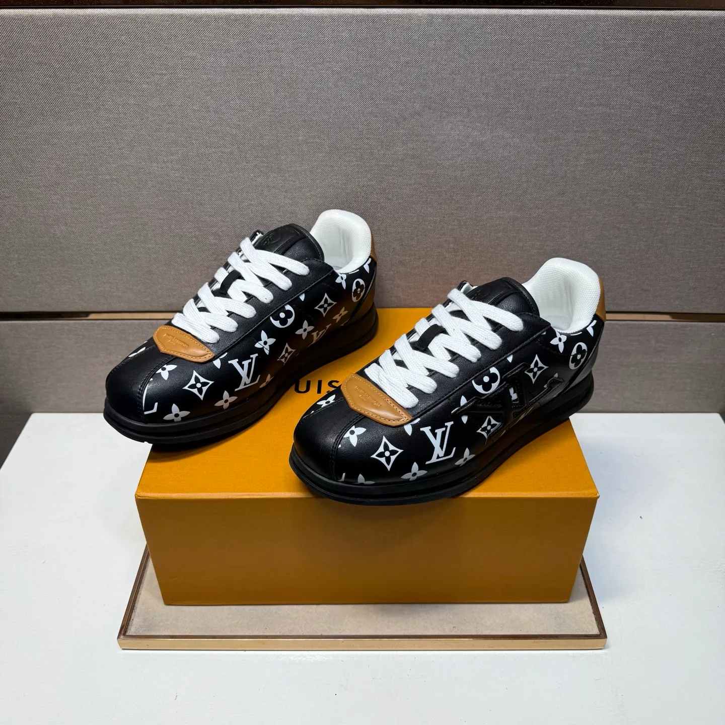 Men's men's shoes 💰pp560 [LV～] Men's casual shoes 2025z cabinet sales simultaneously 🔶Size: 38-44 #️⃣ 🔷5 colors🔜The upper is made of multi-material splicing➕Mesh lining, comfortable and breathable, sole: original comfortable and wear-resistant outsole, ⚠️real thing📱photographed🎬real thing is better📢📢📢